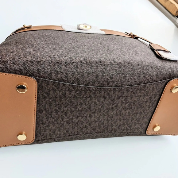 MICHAEL KORS Gramercy Large Logo Satchel - Picture 8 of 13